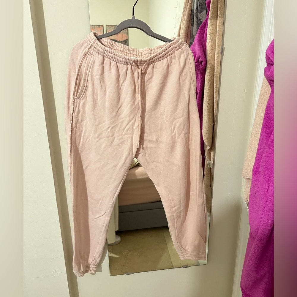 Baby pink Aerie sweatpants